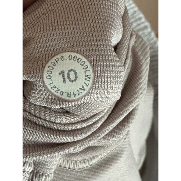 Lululemon Women's Hotty Hot Off White - Picture 5 of 5